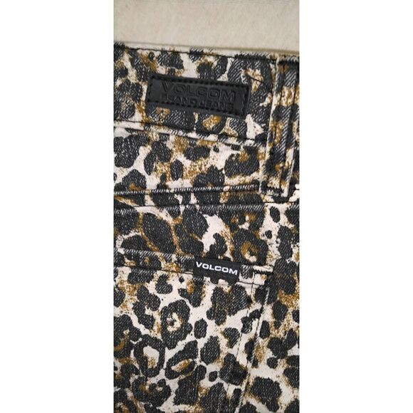 Volcom Women's Super Stoned High Rise Skinny Leopard Cheetah Print Jeans Size 27 - Picture 7 of 8
